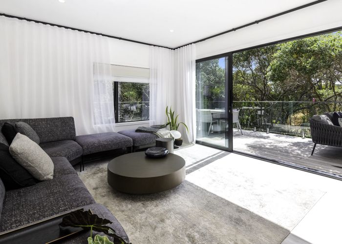  at 2/47 Drake Street, Howick, Manukau City, Auckland