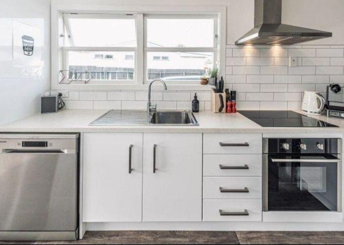  at 8a Kings Ave, Gonville, Whanganui, Manawatu / Whanganui