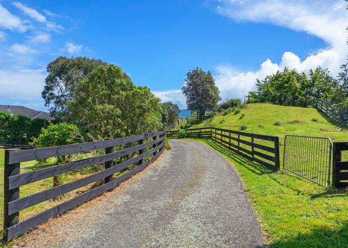  at 2A Otaihanga Road, Paraparaumu Beach, Kapiti Coast, Wellington