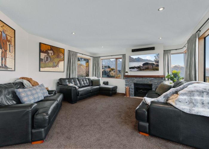  at 18 Dublin Street, Queenstown Hill, Queenstown-Lakes, Otago