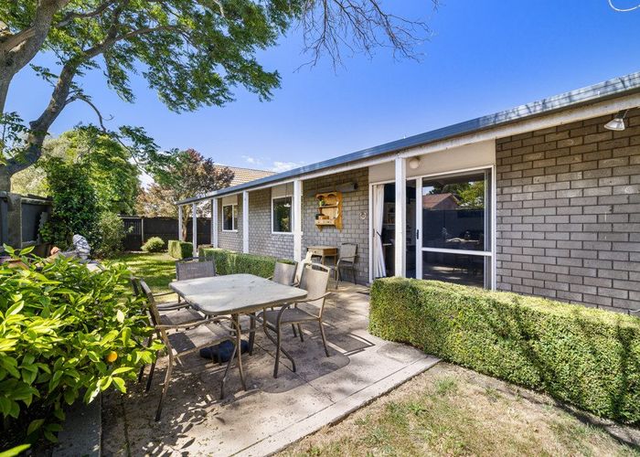  at 2/83 Neill Street, Hornby, Christchurch