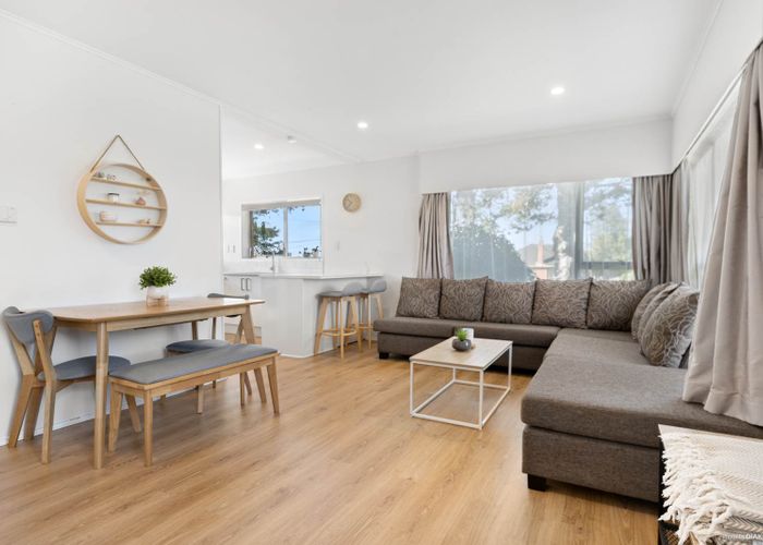  at 12B Herd Road, Hillsborough, Auckland
