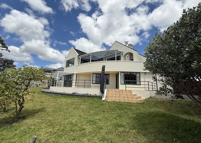  at 212 Whitford Road, Shamrock Park, Auckland