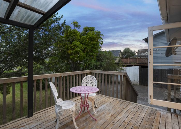  at 91 Hutchinson Avenue, New Lynn, Auckland