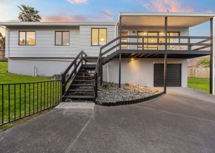  at 64 Vintage Drive, Henderson, Waitakere City, Auckland