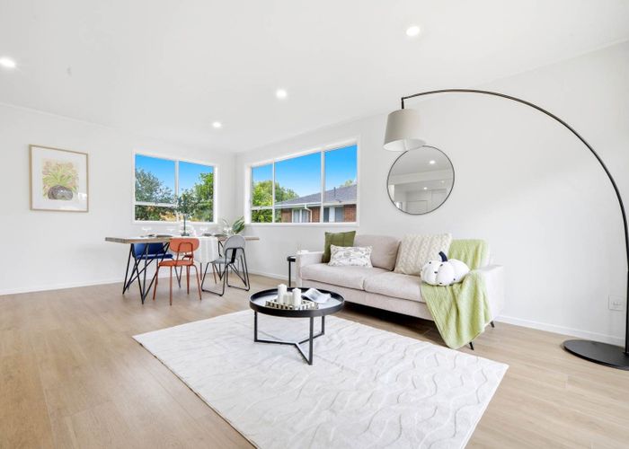  at 99  Riverpark Crescent, Henderson, Waitakere City, Auckland