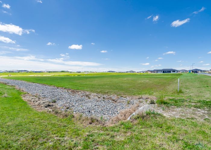  at 22 Arcadia Place, Seaward Bush, Invercargill