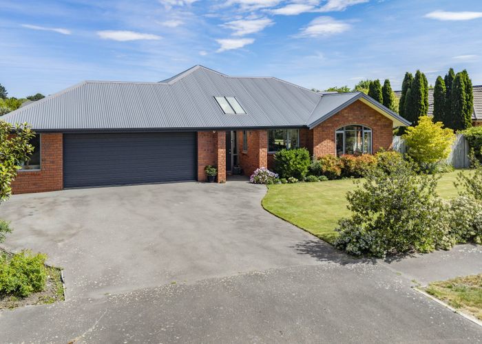  at 18 Hemingway Place, Spencerville, Christchurch City, Canterbury