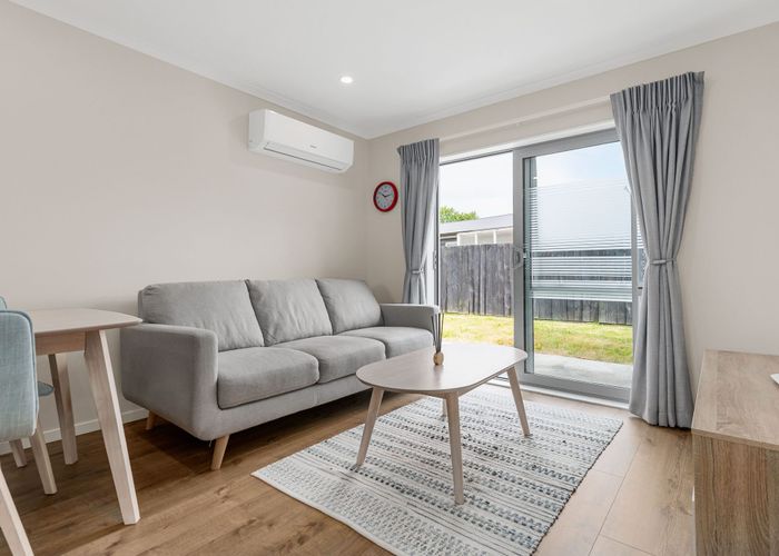  at 2/7 Rutherford Street, Chedworth Park, Hamilton, Waikato