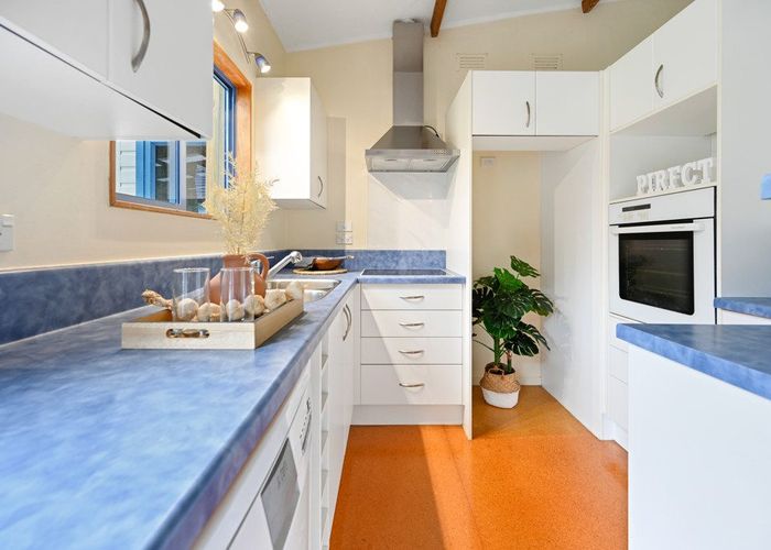  at 70C Nevada Road, Silverdale, Hamilton