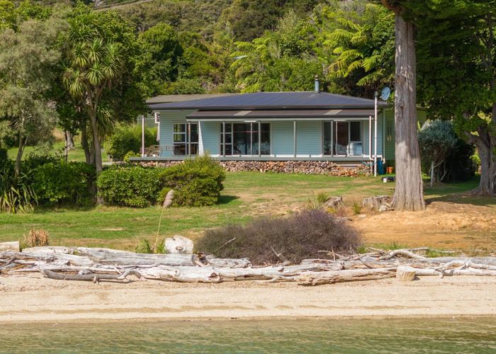  at 925 Kenepuru Road, MAHAU SOUND