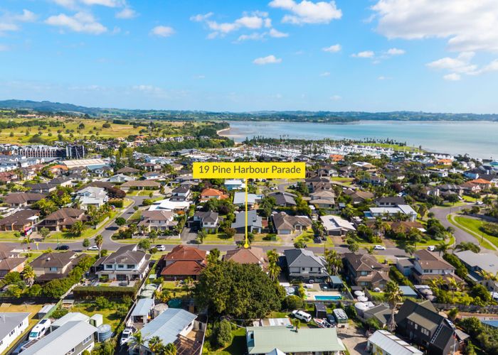  at 19 Pine Harbour Parade, Beachlands, Manukau City, Auckland