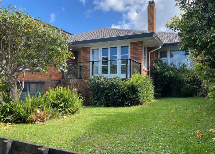  at 18 Williamson Avenue, Belmont, North Shore City, Auckland