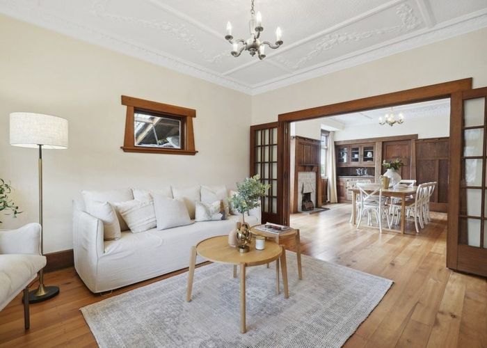  at 22 Homewood Crescent, Karori, Wellington