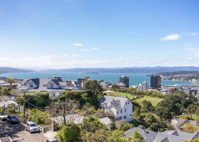  at 42 Rawhiti Terrace, Kelburn, Wellington, Wellington