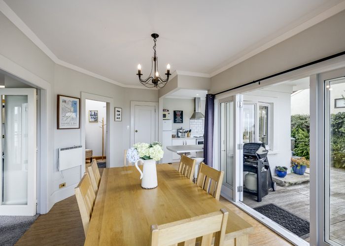  at 27 Thompson Road, Bluff Hill, Napier