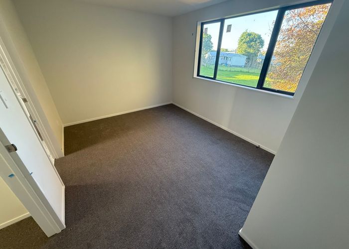  at 9 Tuakana Street, Point England, Auckland City, Auckland
