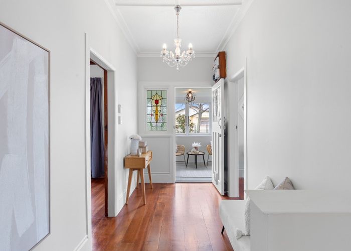  at 36 Kingswood Street, Takaro, Palmerston North, Manawatu / Whanganui