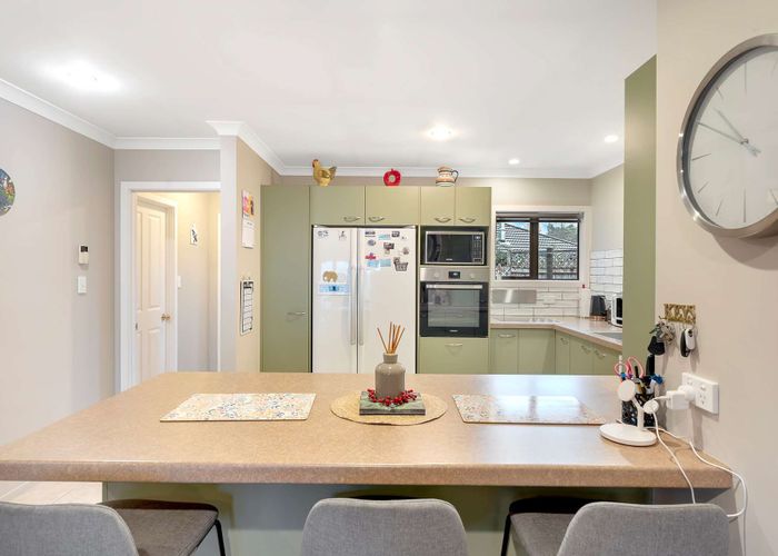  at 4 Charles Close, Springvale, Whanganui, Manawatu / Whanganui