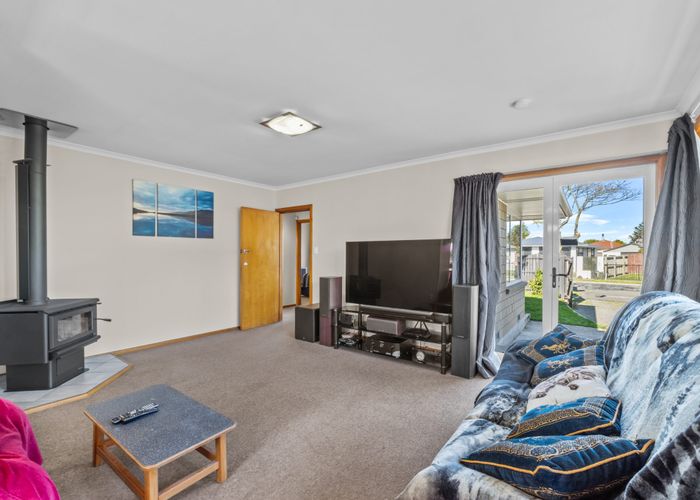  at 4 Royalist Avenue, North New Brighton, Christchurch