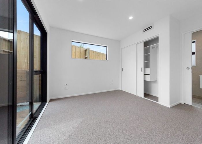  at 41 Golf Road, New Lynn, Waitakere City, Auckland