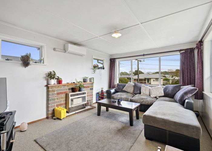  at 11 Clearmont Crescent, Blagdon, New Plymouth