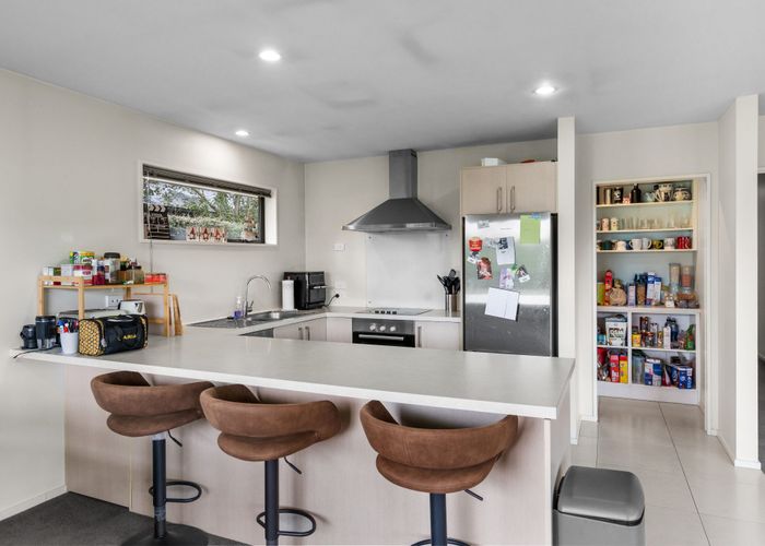  at 38 Little Oaks Drive, Yaldhurst , Christchurch City, Canterbury