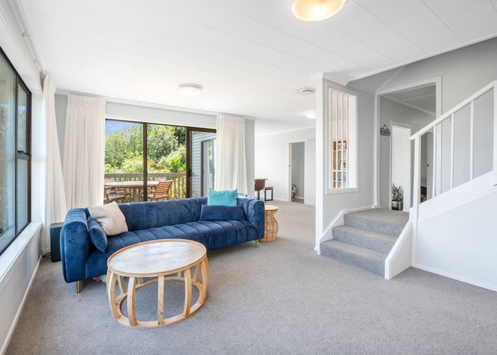  at 4 Kahu Road, Paremata, Porirua, Wellington