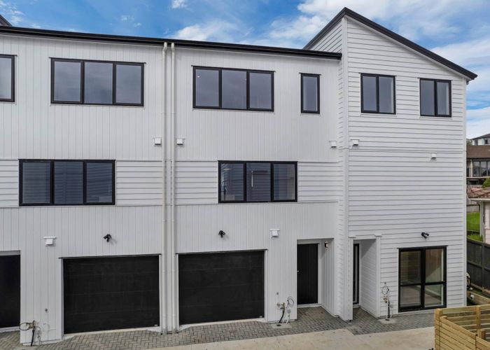  at Lot 8/24 Aberfeldy Avenue, Highland Park, Manukau City, Auckland
