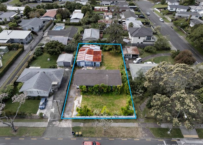  at 31 Border Road, Henderson, Waitakere City, Auckland