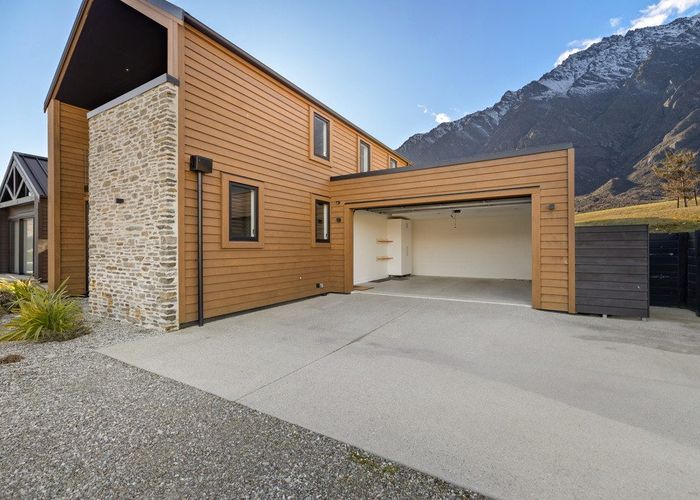  at 4 Stockyard Lane, Jacks Point, Queenstown-Lakes, Otago