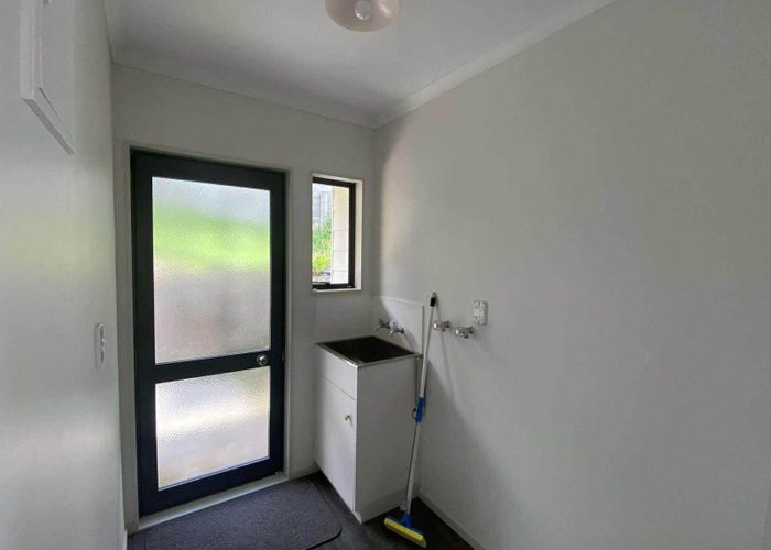  at 38D Sutherland Road, Brookfield, Tauranga, Bay Of Plenty