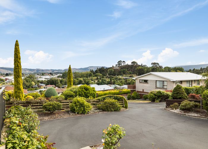  at 9 Gebbie Street, Kinmont Park, Mosgiel
