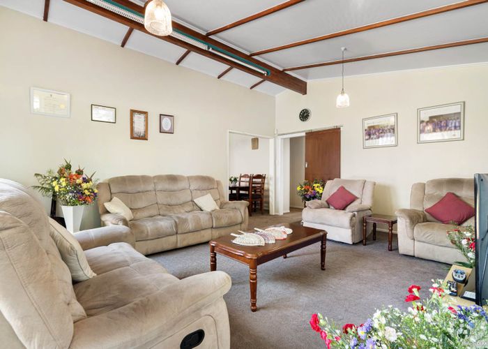  at 21 Westney Road, Mangere, Auckland