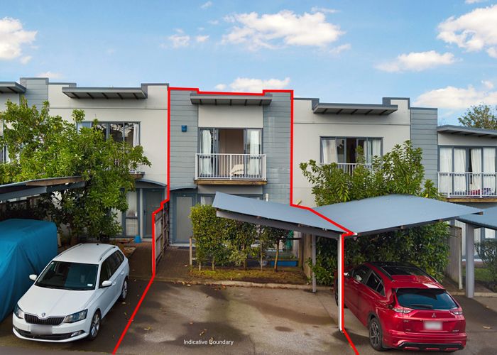  at 18/8 Soljak Place, Mount Albert, Auckland City, Auckland