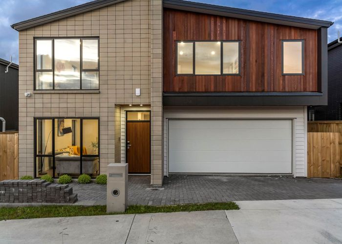  at 69 Michael Bosher Way, Flat Bush, Auckland