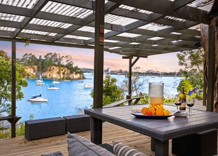  at 123 Ferry Parade, Herald Island, Waitakere City, Auckland