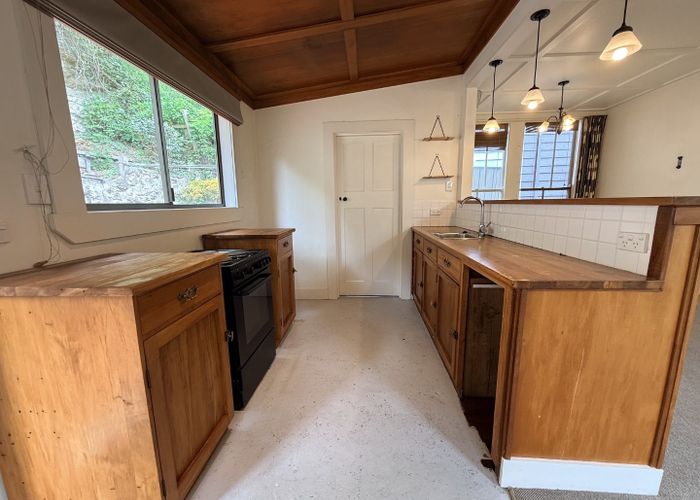  at 34 Shakespeare Road, Bluff Hill, Napier, Hawke's Bay