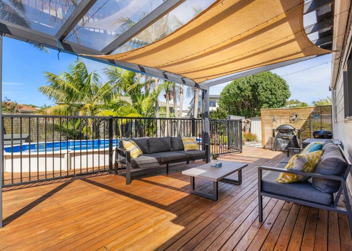  at 7A & 7 Gleneagles Grove, Wattle Downs, Manukau City, Auckland