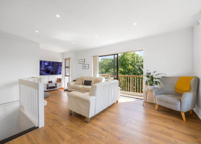  at 4/18 Puriri Street, Takapuna, Auckland