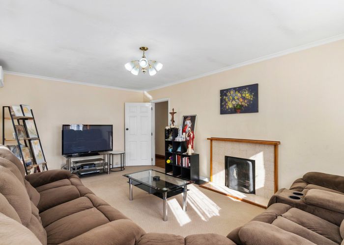  at 35 Waipapa Crescent, Otara, Auckland