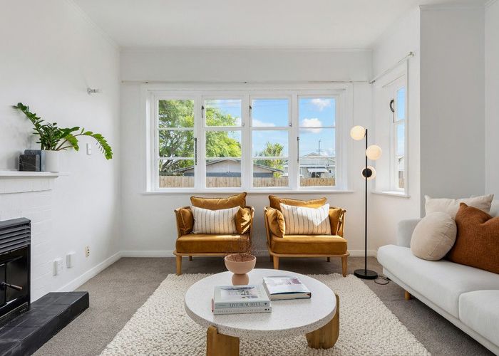  at 4/24 Formby Avenue, Point Chevalier, Auckland