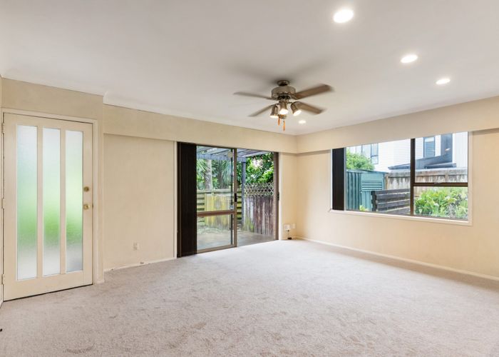  at 2/23 Fairview Road, Papatoetoe, Manukau City, Auckland