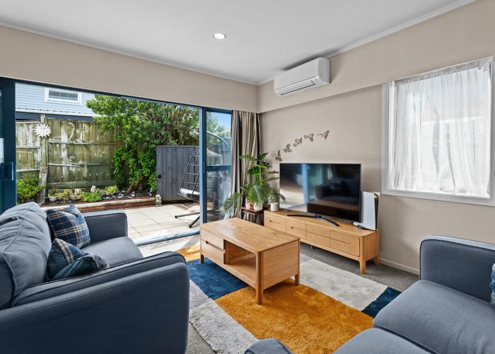  at 1/71 Moore Street, Howick, Manukau City, Auckland