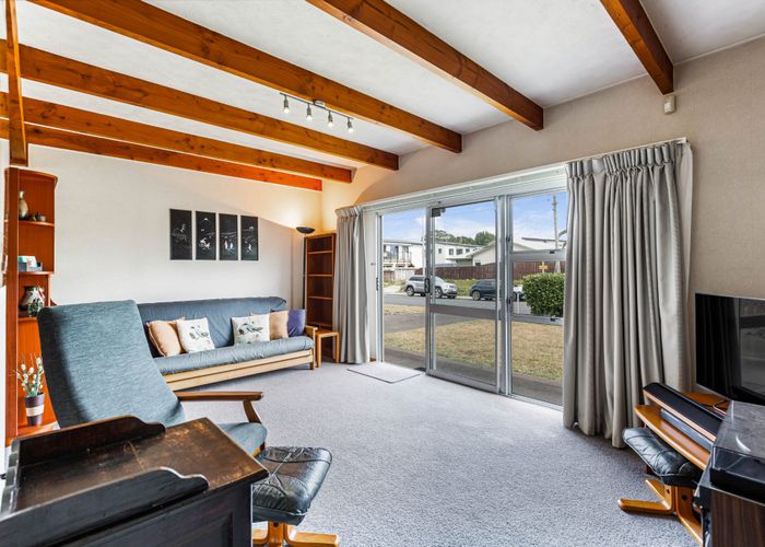  at 1/2 Edwards Avenue, Henderson, Auckland