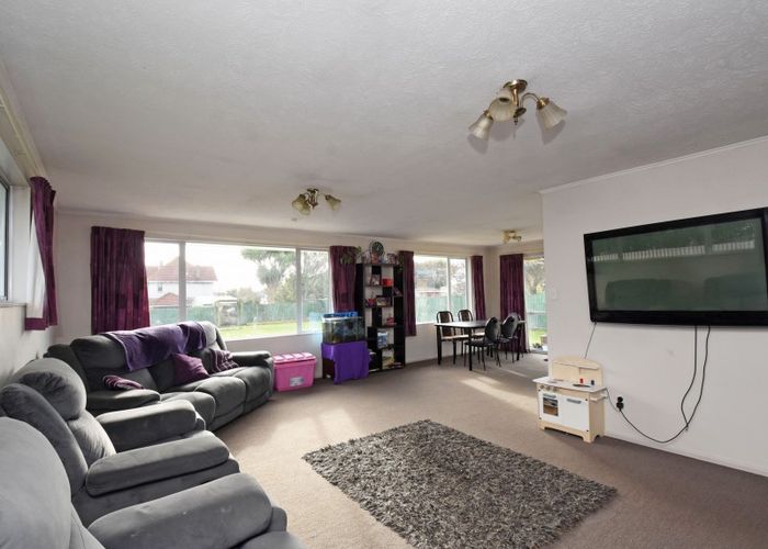  at 130 Balmoral Drive, Appleby, Invercargill