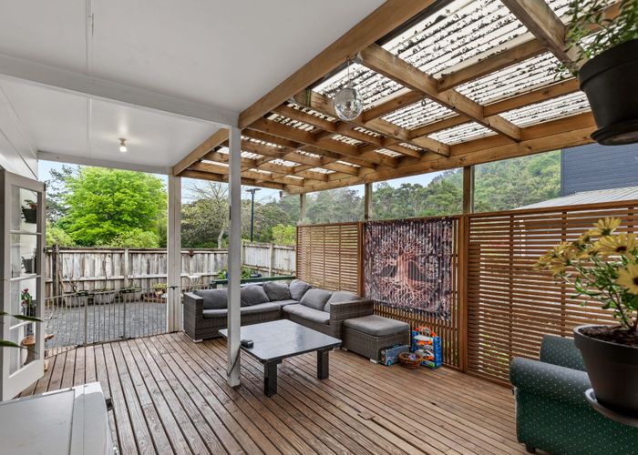  at 2/617 Swanson Road, Swanson, Waitakere City, Auckland