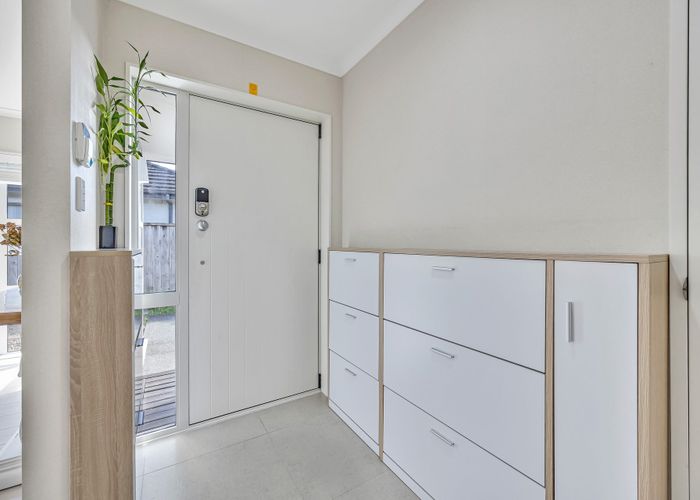  at 10 Reno Way, Flat Bush, Auckland