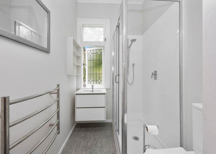  at 9 Cromwell Street, Mount Eden, Auckland City, Auckland