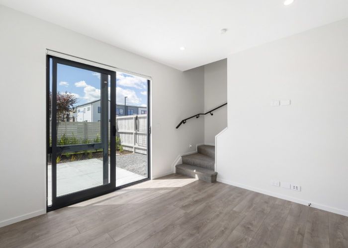  at 11 Noel Hayden Street, Conifer Grove, Papakura, Auckland